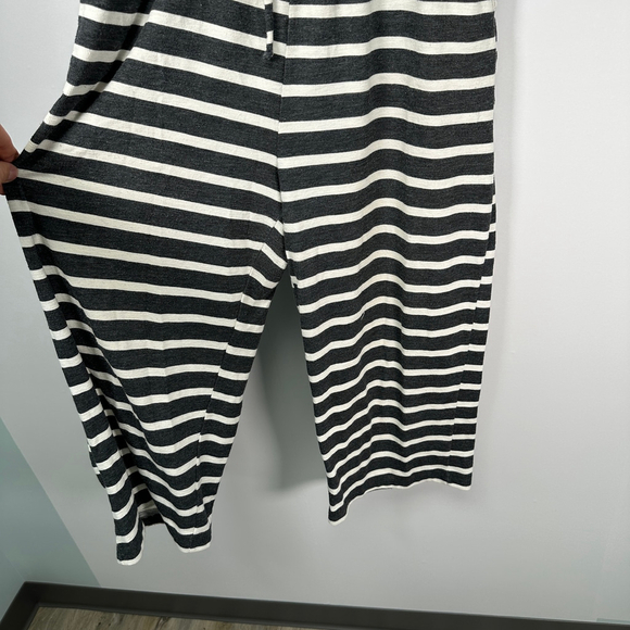 Old Navy‎ Gray Striped T-shirt Jumpsuit Large - Picture 5 of 8